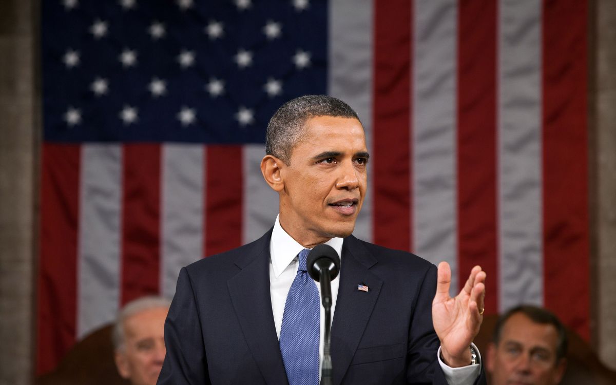 <a target="blank" href="https://www.flickr.com/photos/35591378@N03/5391031061">Photo</a> by Pete Souza, U.S. federal government / Public domain